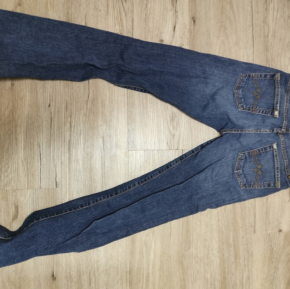 Barely worn, Lucky Brand Sweet n Low, size 25 - Picture 4 of 5